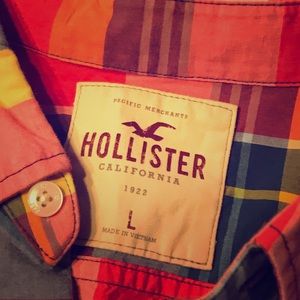 Hollister Button Up